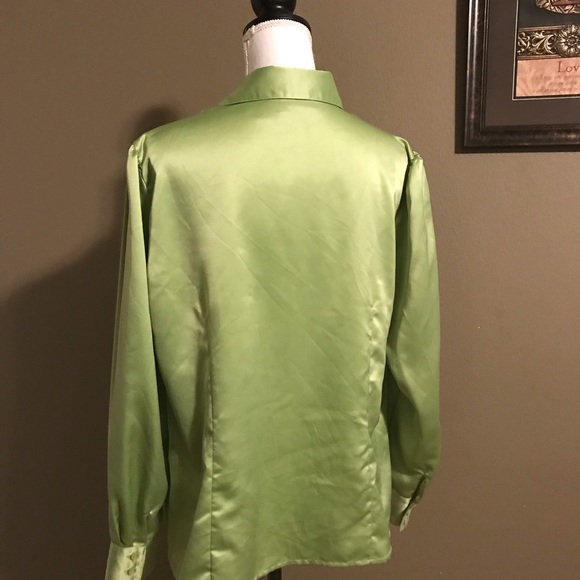 East 5th button down dress shirt - Picture 3 of 4